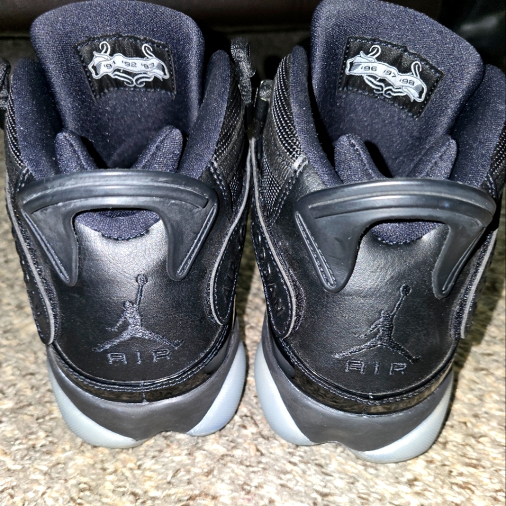 AIR JORDAN 6 RING Triple Black Ice